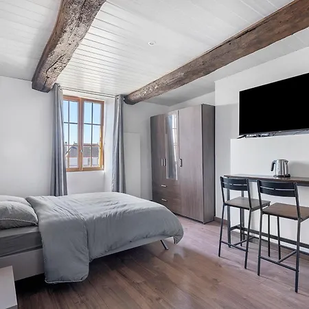 D'hotes Le Plessis Bed & Breakfast 3*