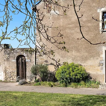 D'hotes Le Plessis 3*